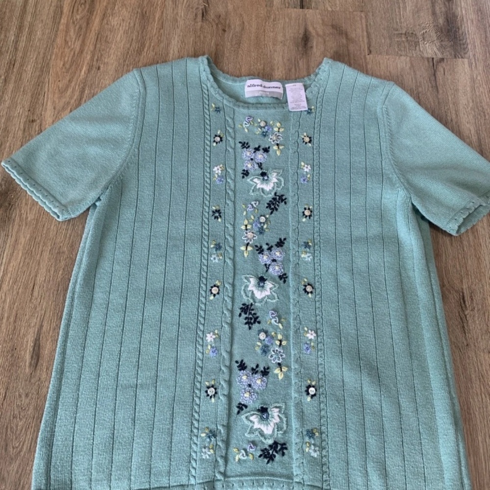 Alfred Dunner Petite Small Embroidered Knit Top